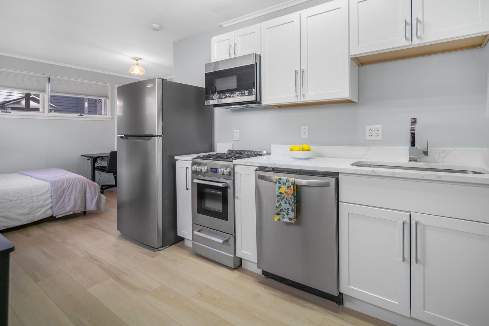Ithaca Apartment: 104 Harvard Pl