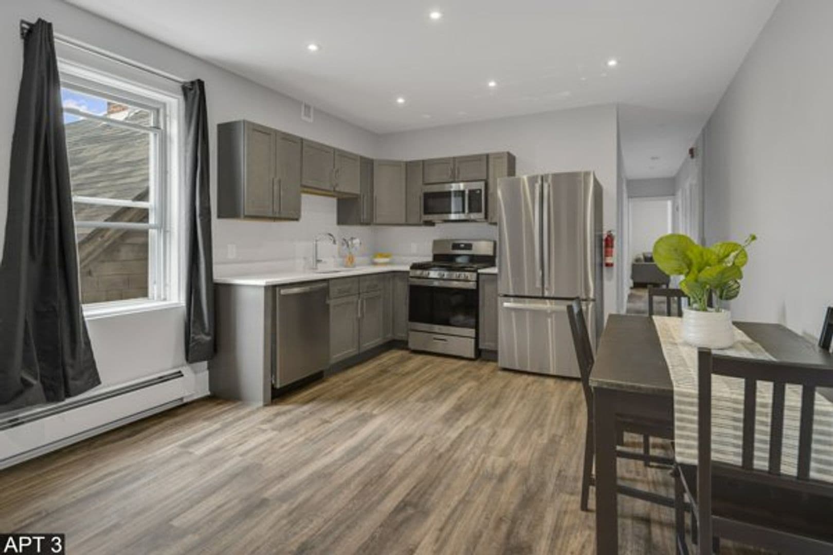 Ithaca Apartment: 308 Stewart Ave