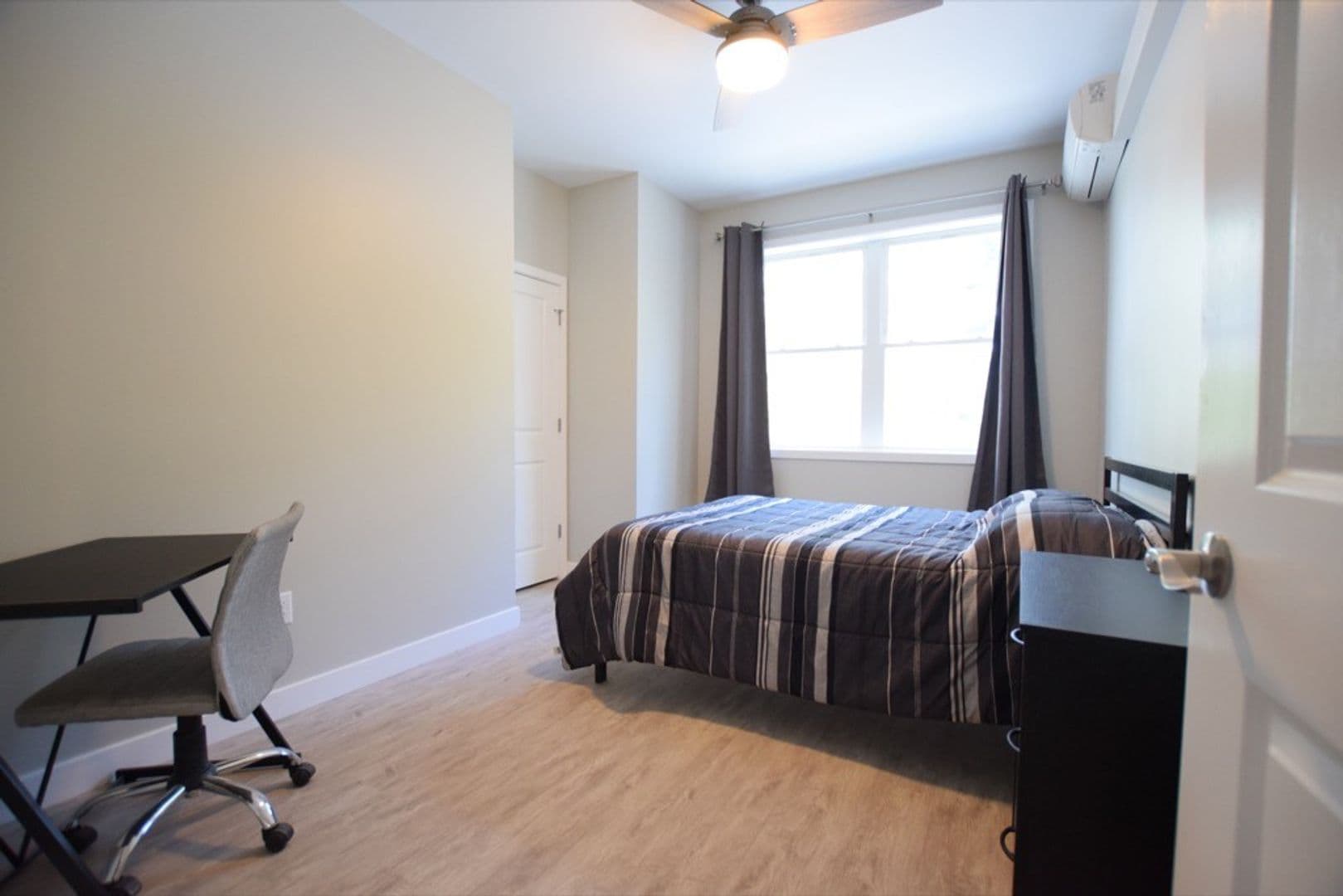 Ithaca Apartment: 217 Columbia St.