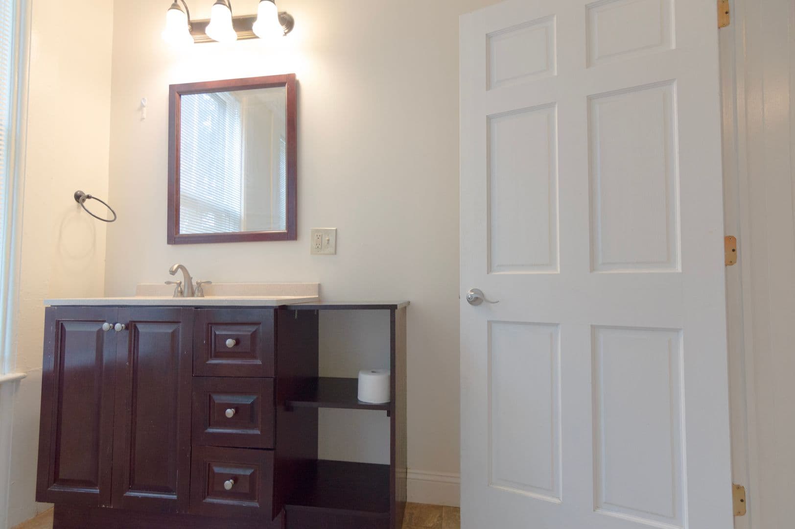 Ithaca Apartment: 232 S Geneva St