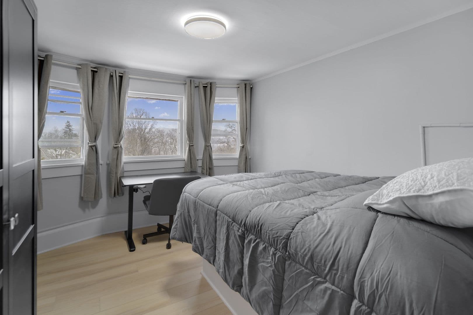 Ithaca Apartment: 104 Harvard Pl