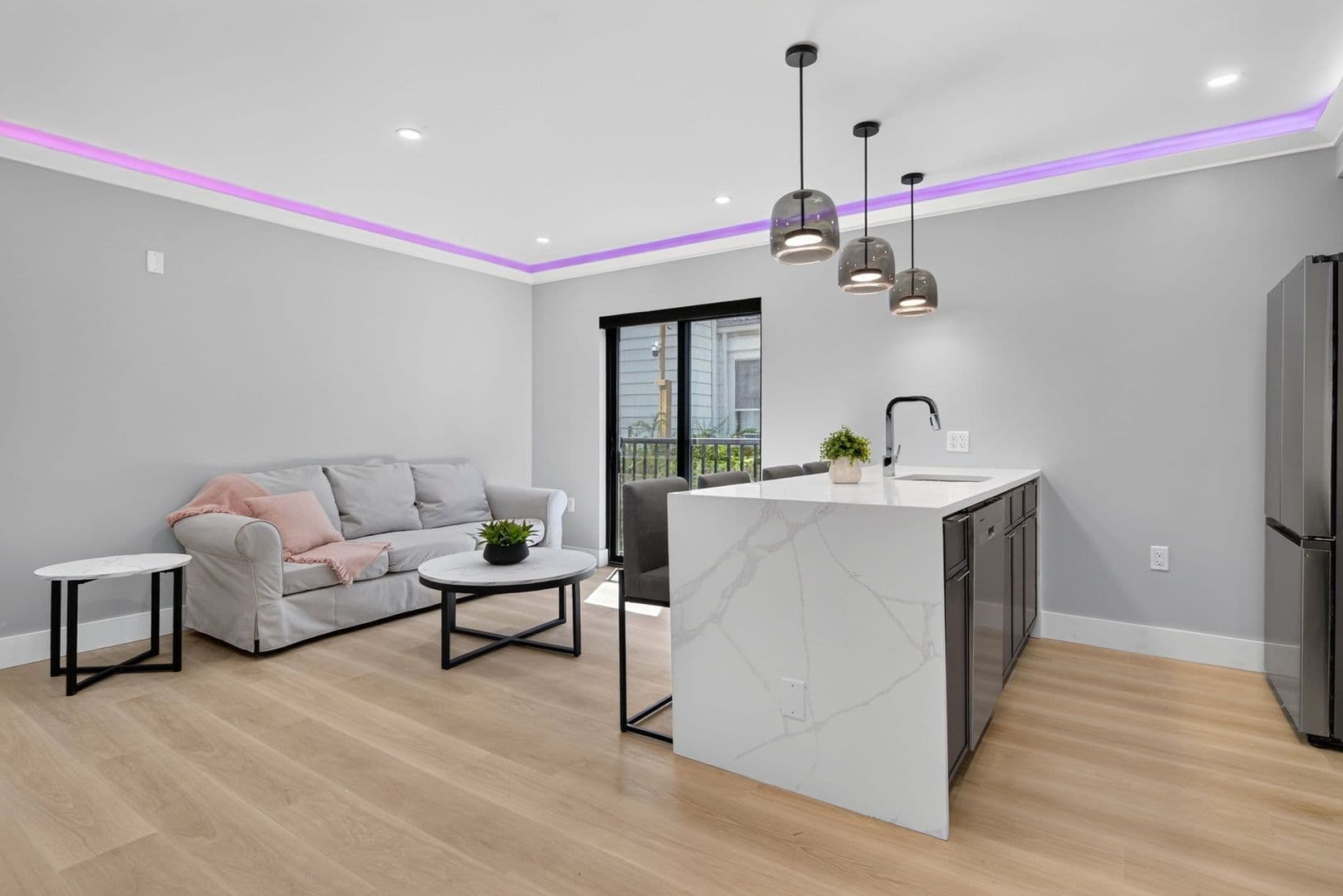 Ithaca Apartment: 201 Oak Avenue
