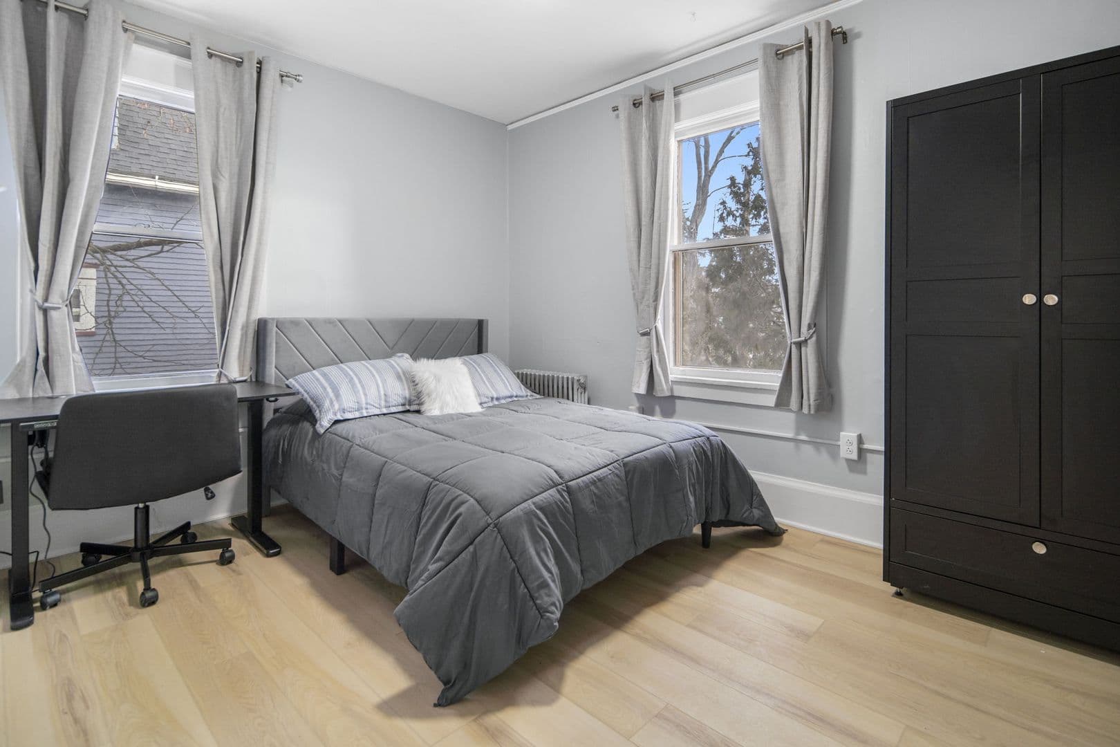 Ithaca Apartment: 104 Harvard Pl