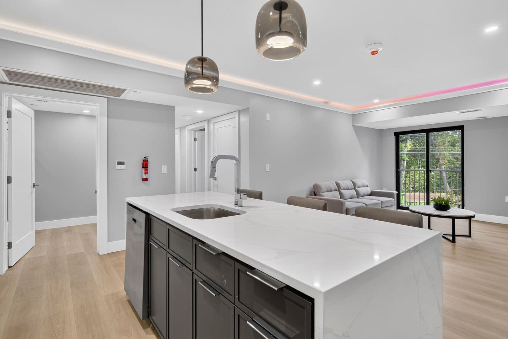 Ithaca Apartment: 201 Oak Avenue