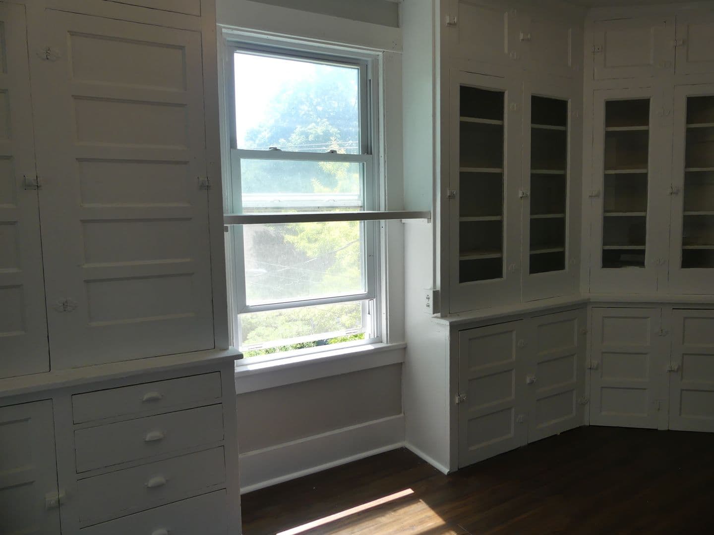 Ithaca Apartment: 609 E State St