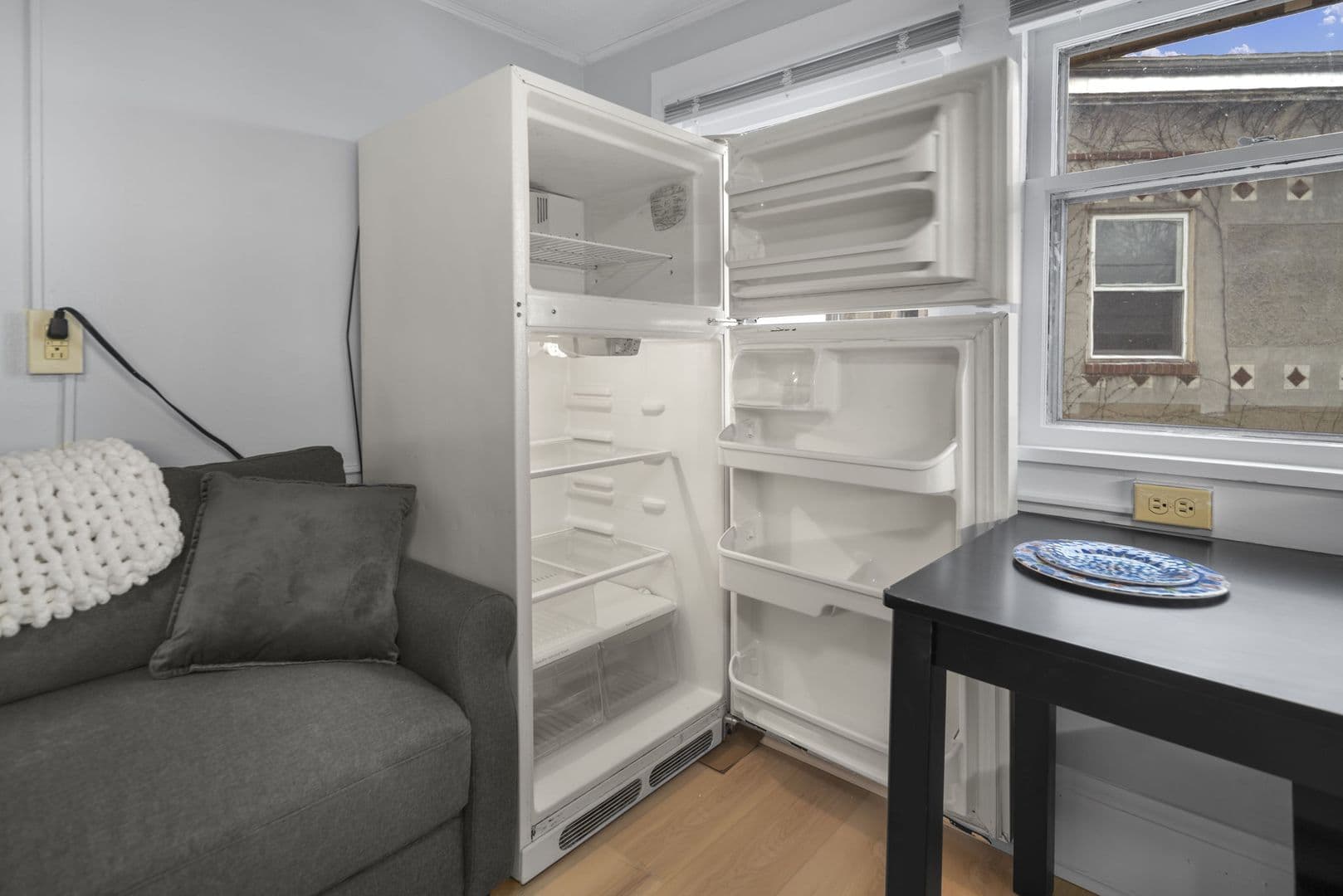 Ithaca Apartment: 104 Harvard Pl