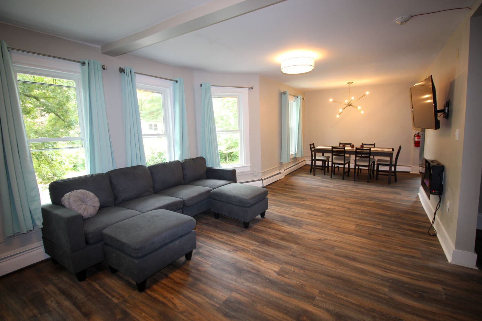 Ithaca Apartment: 522 Stewart Ave