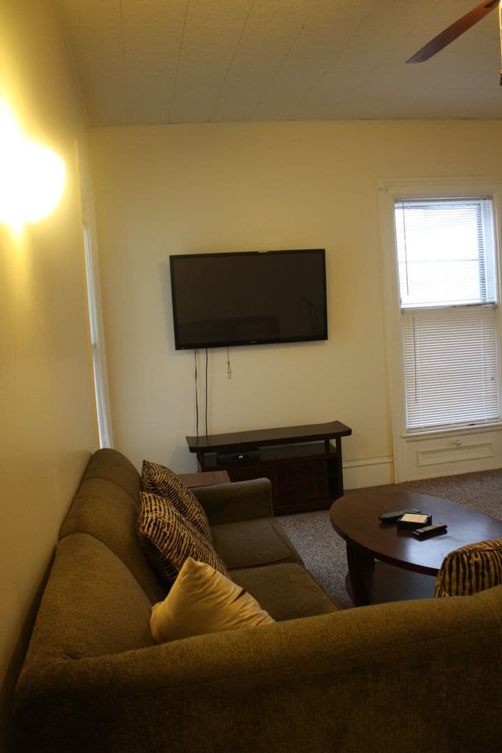 Ithaca Apartment: 232 S Geneva St