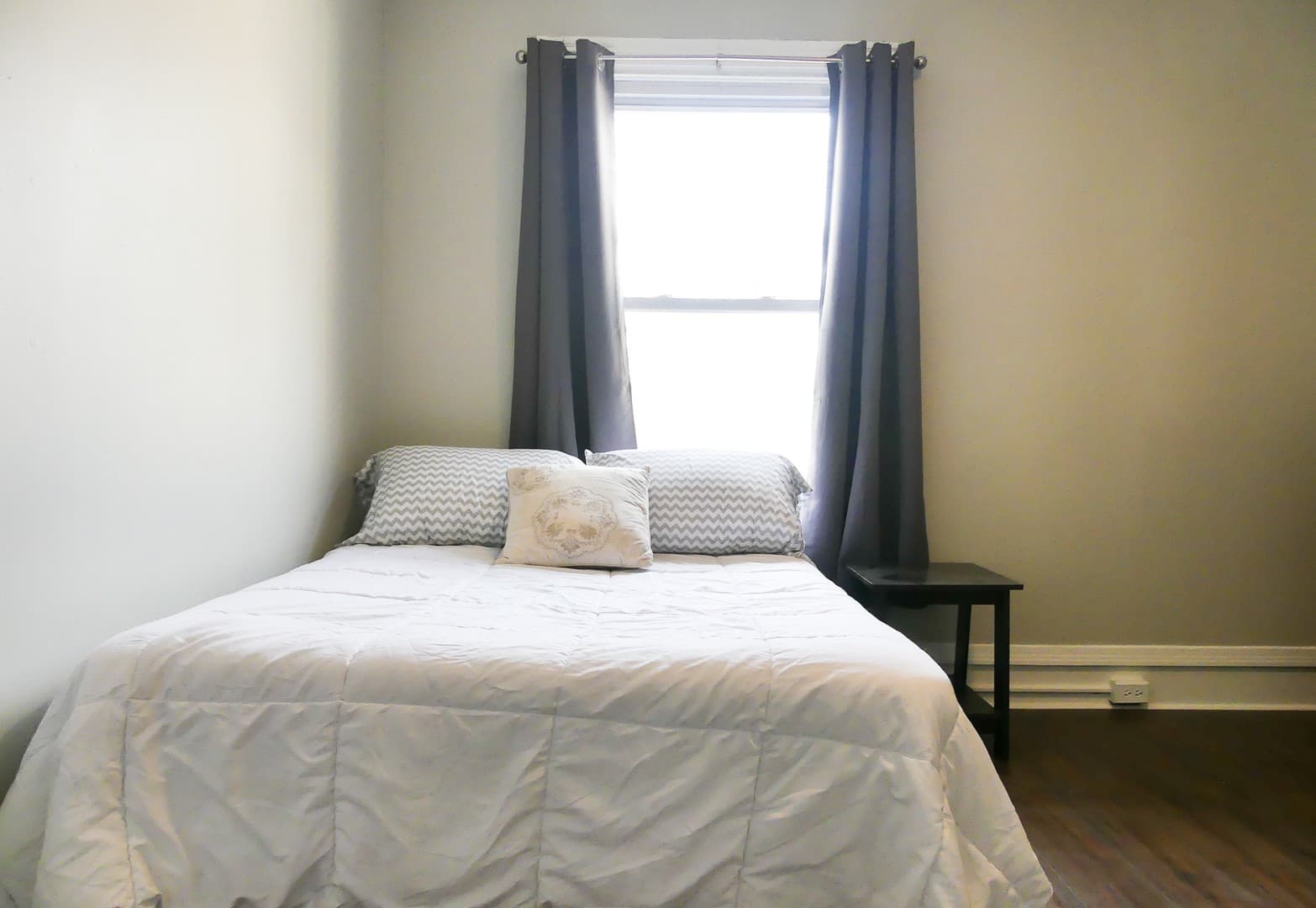 Ithaca Apartment: 144 Linn St.
