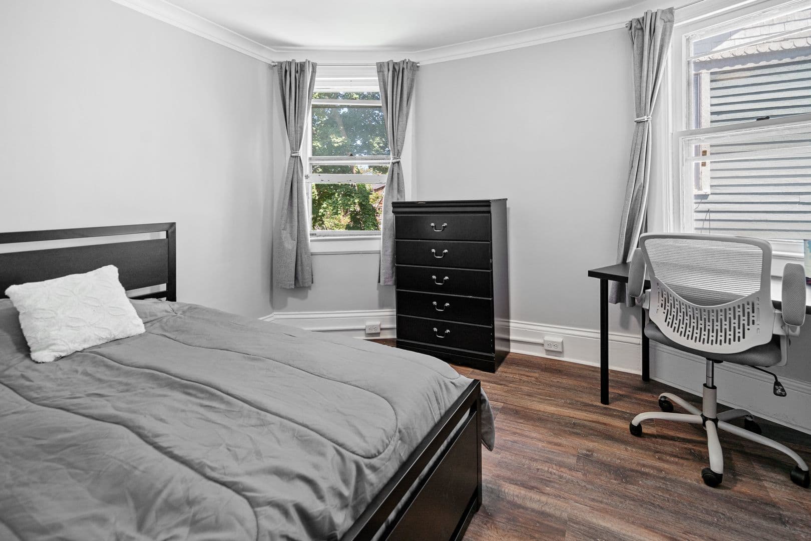 Ithaca Apartment: 202 Stewart Ave
