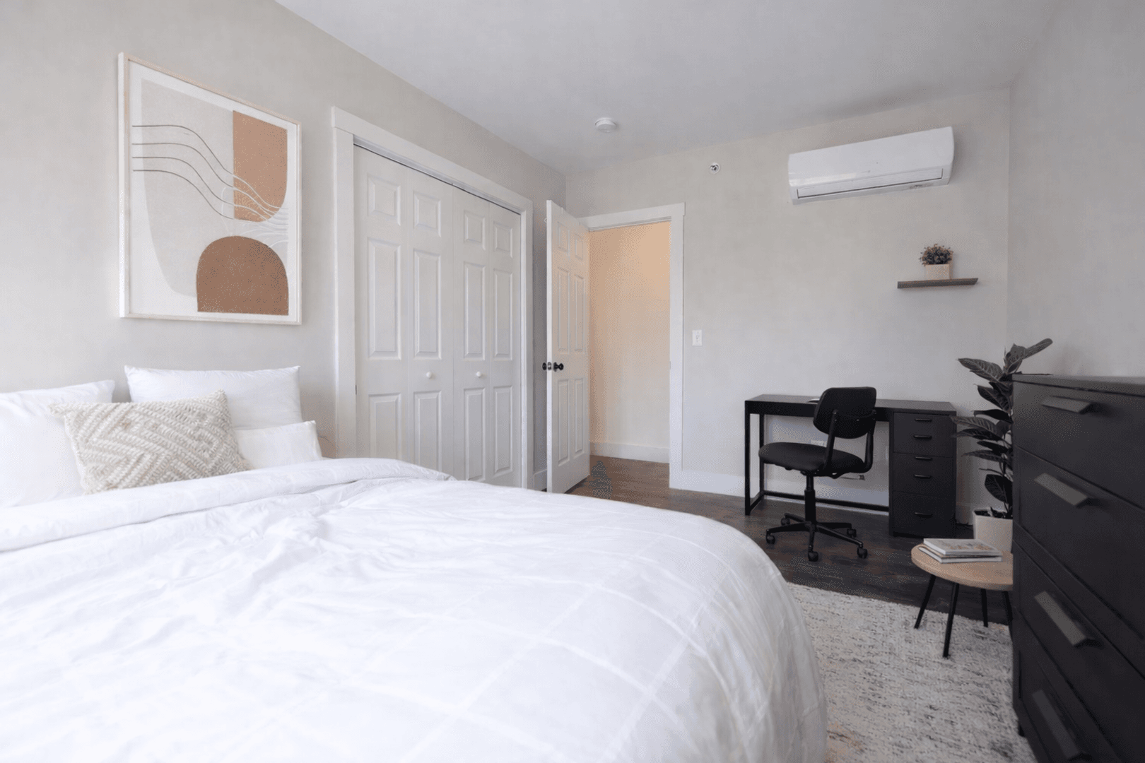 Ithaca Apartment: 707 E. Seneca St