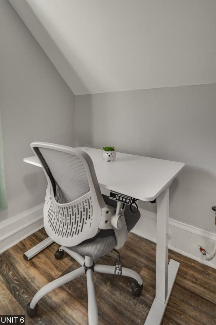 Ithaca Apartment: 710 Stewart Ave