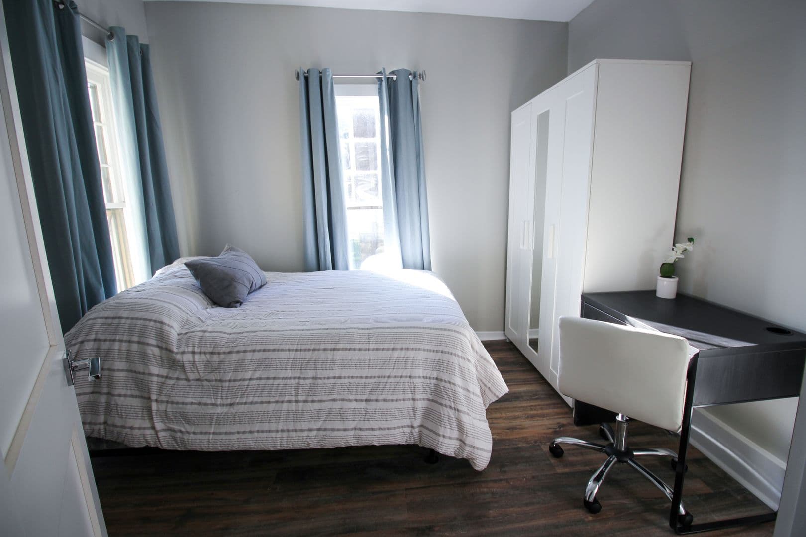 Ithaca Apartment: 613 E State St