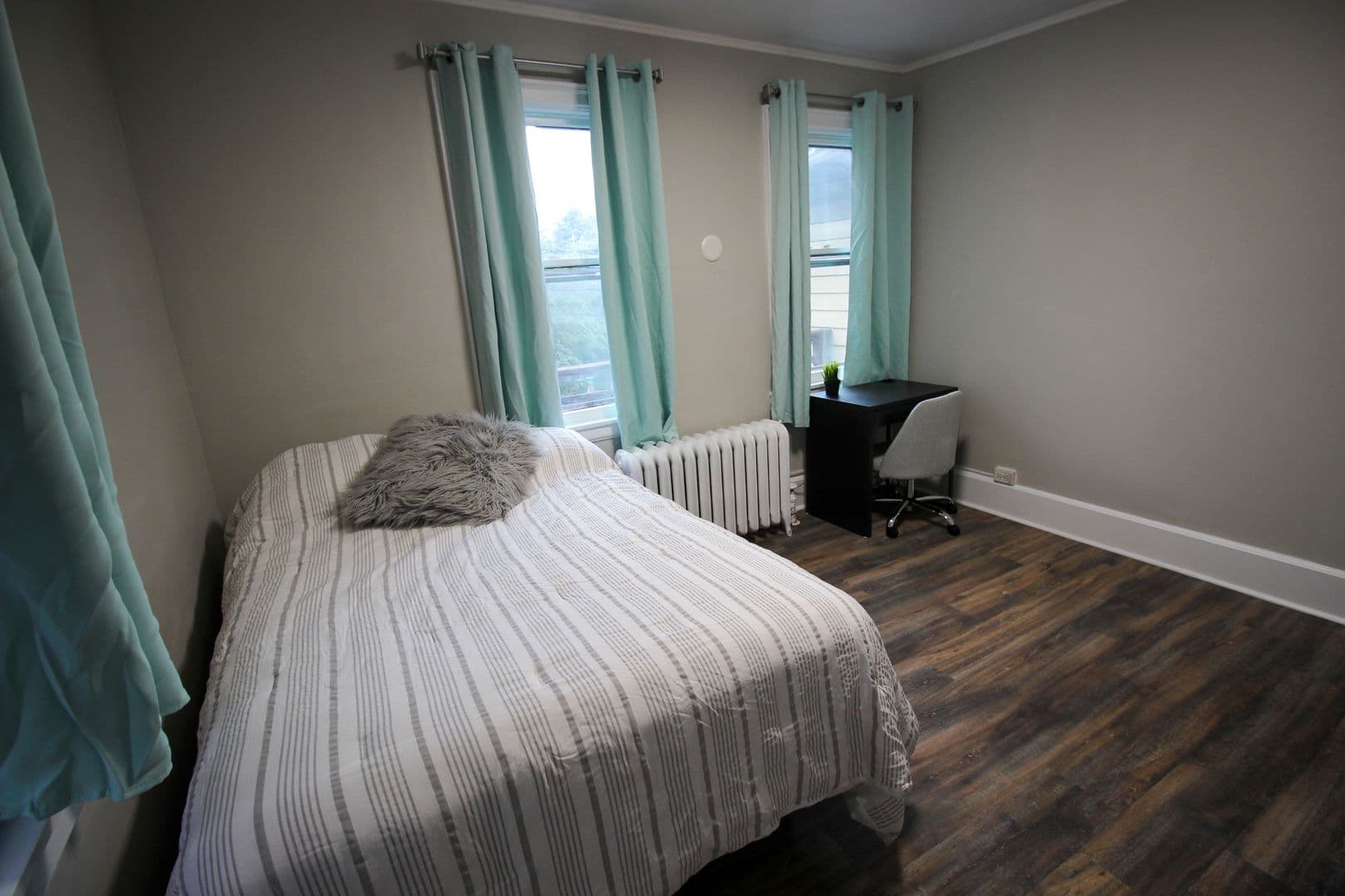 Ithaca Apartment: 613 E State St
