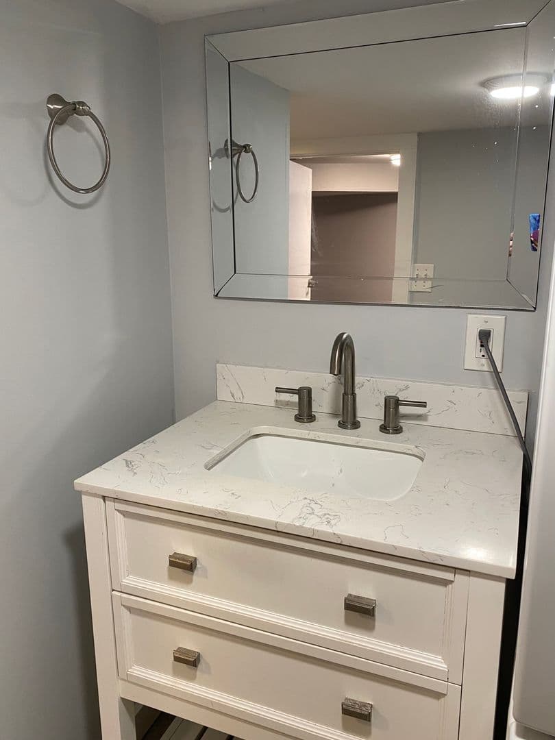 Ithaca Apartment: 1002 N. Aurora St.