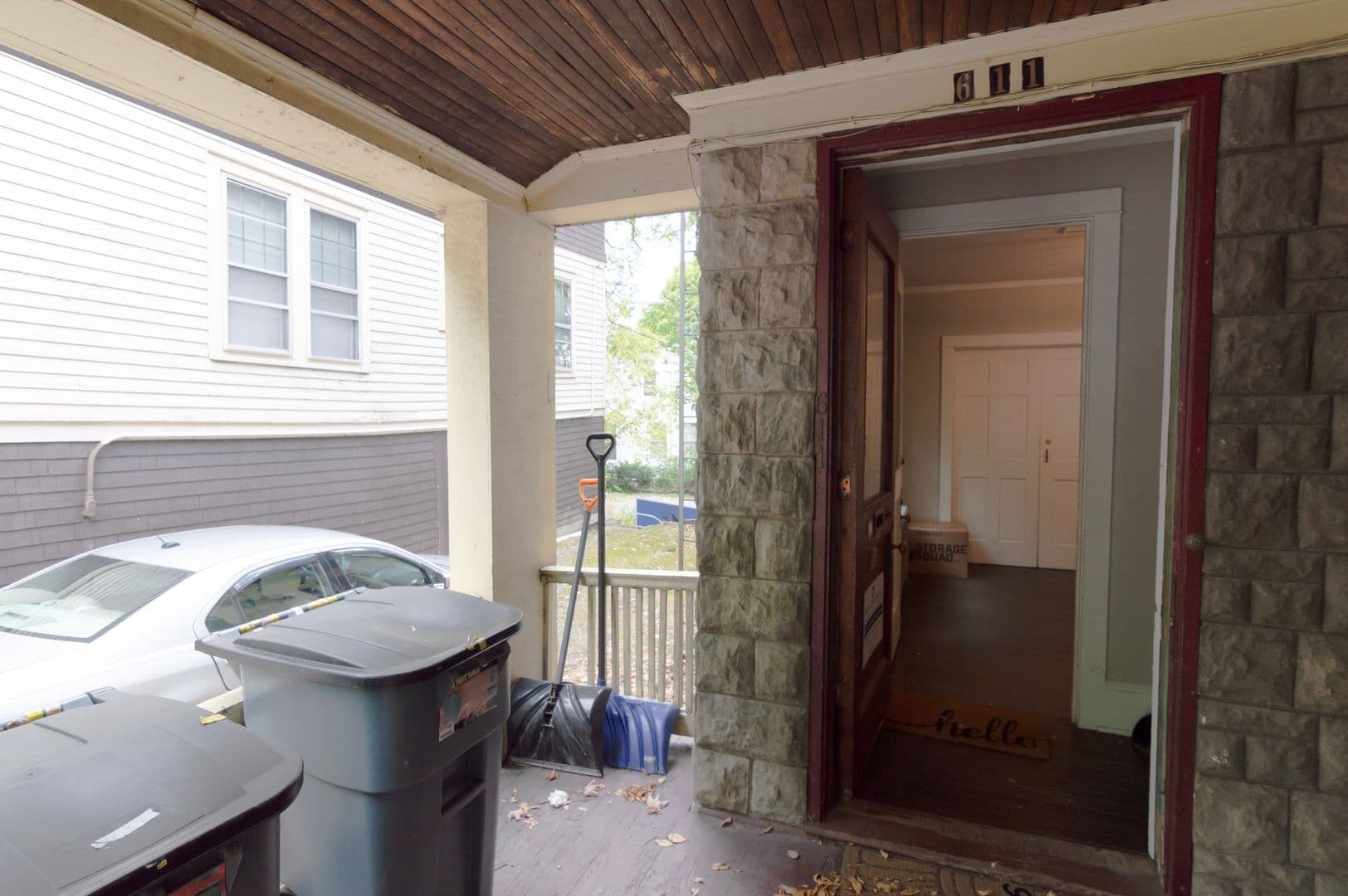 Ithaca Apartment: 609 E State St