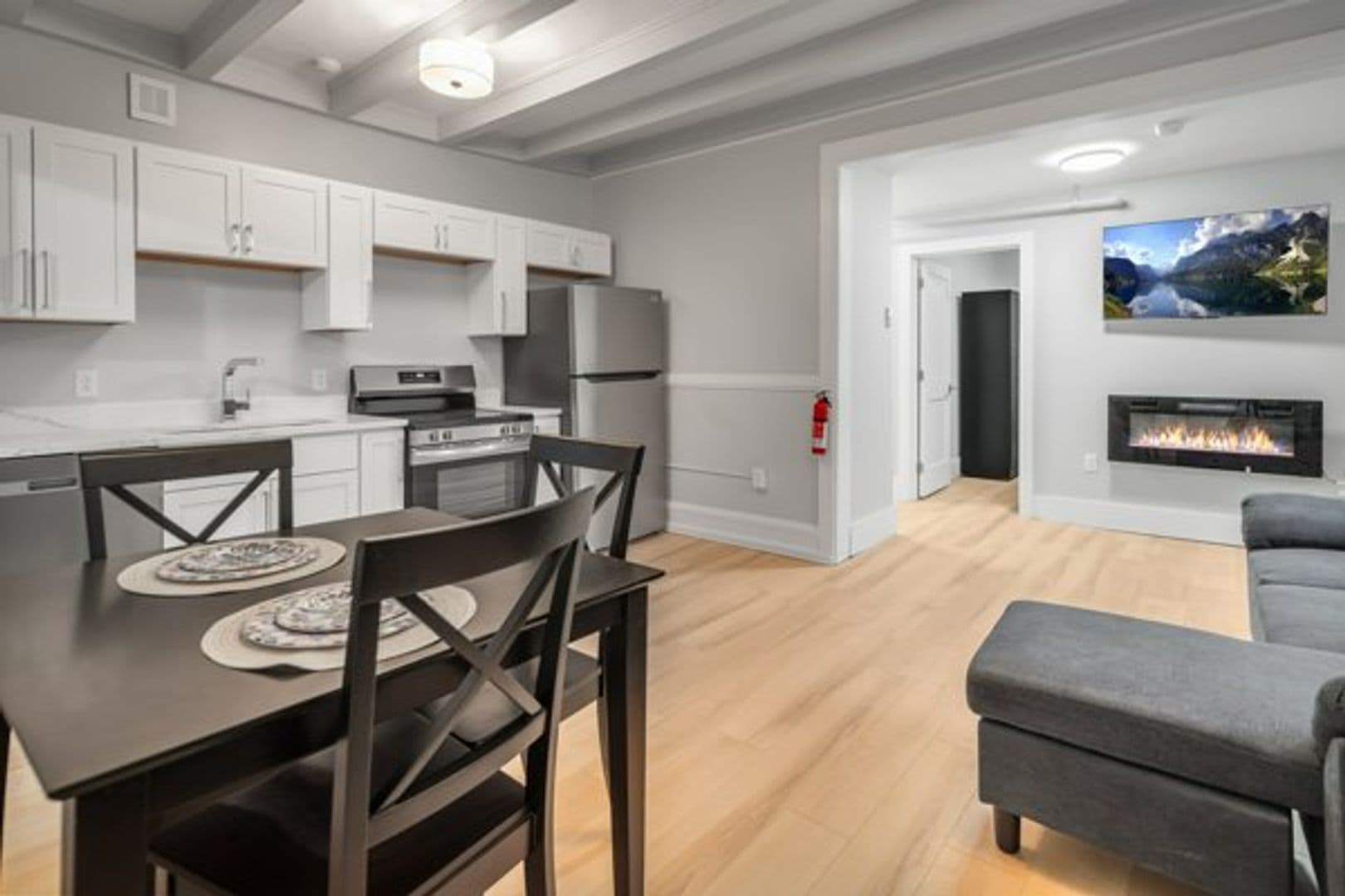 Ithaca Apartment: 504 Stewart Ave