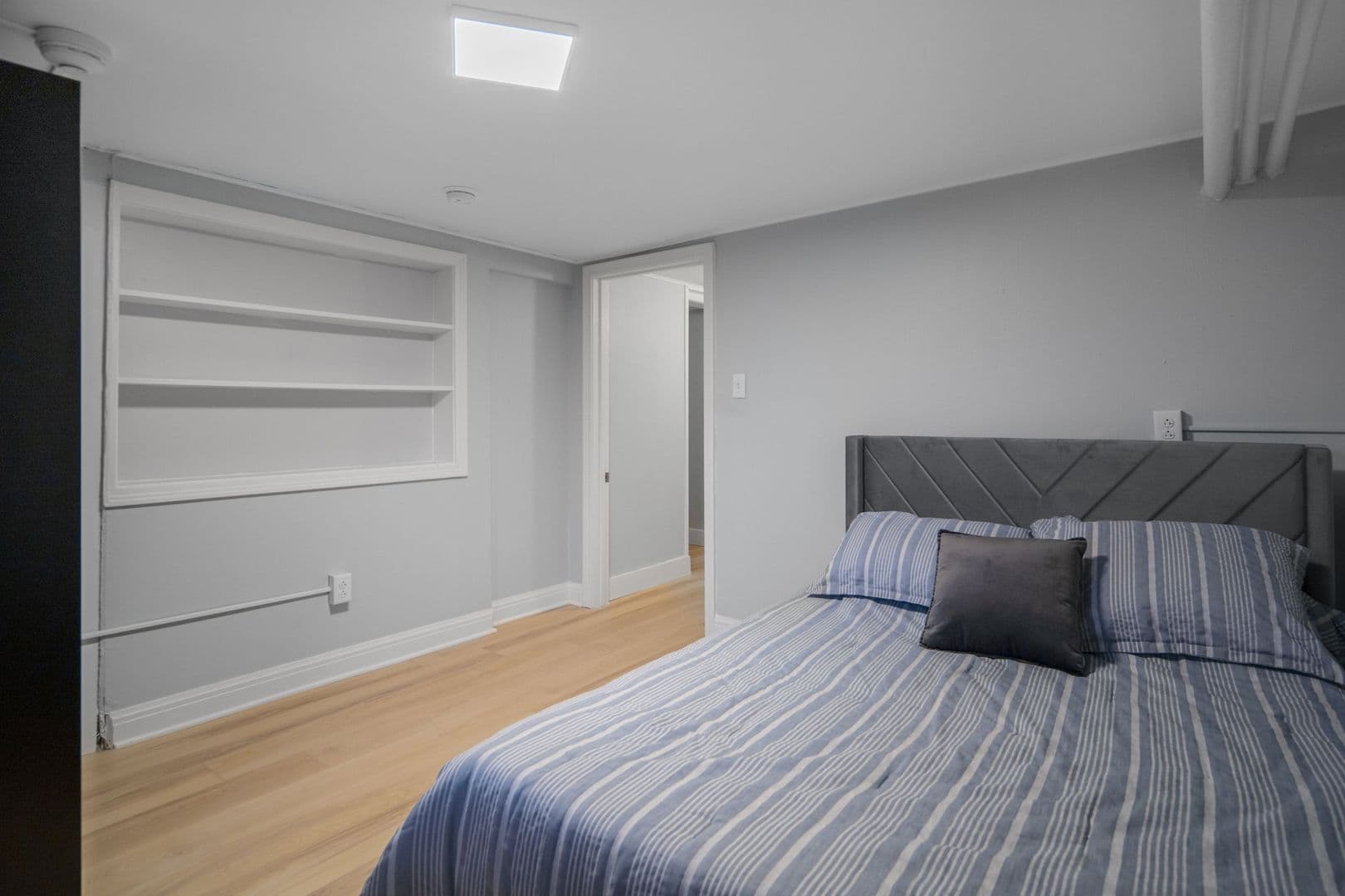Ithaca Apartment: 104 Harvard Pl