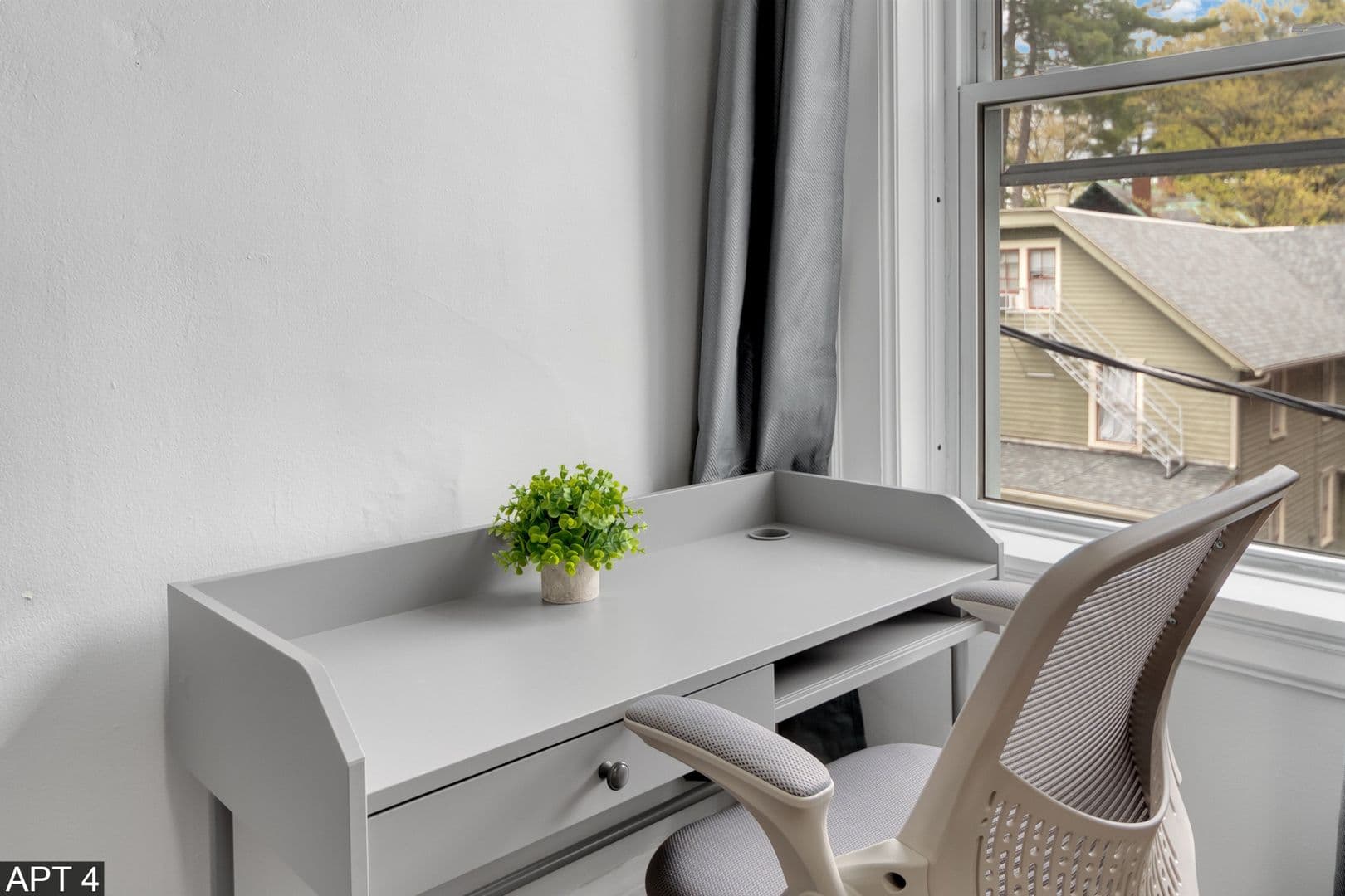 Ithaca Apartment: 308 Stewart Ave