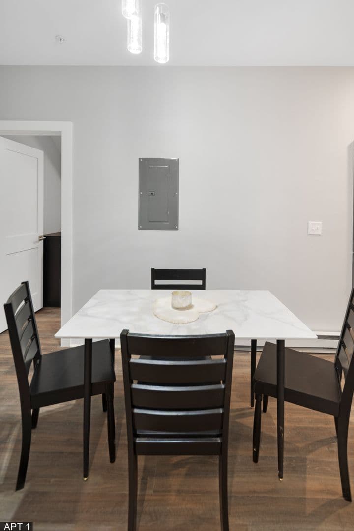 Ithaca Apartment: 711 E Seneca St