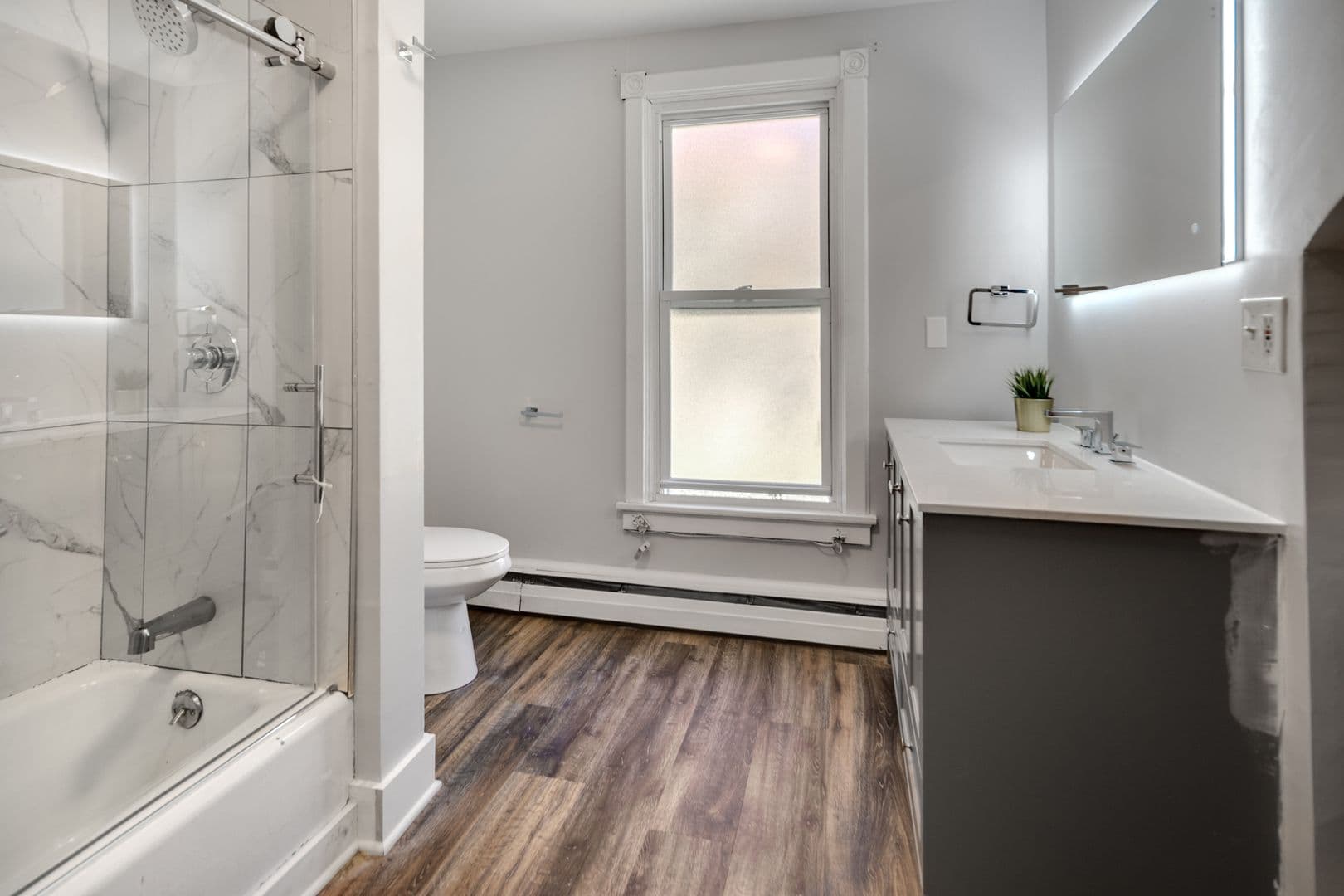 Ithaca Apartment: 601 E State St