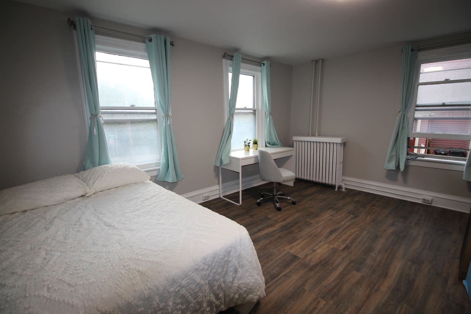 Ithaca Apartment: 613 E State St