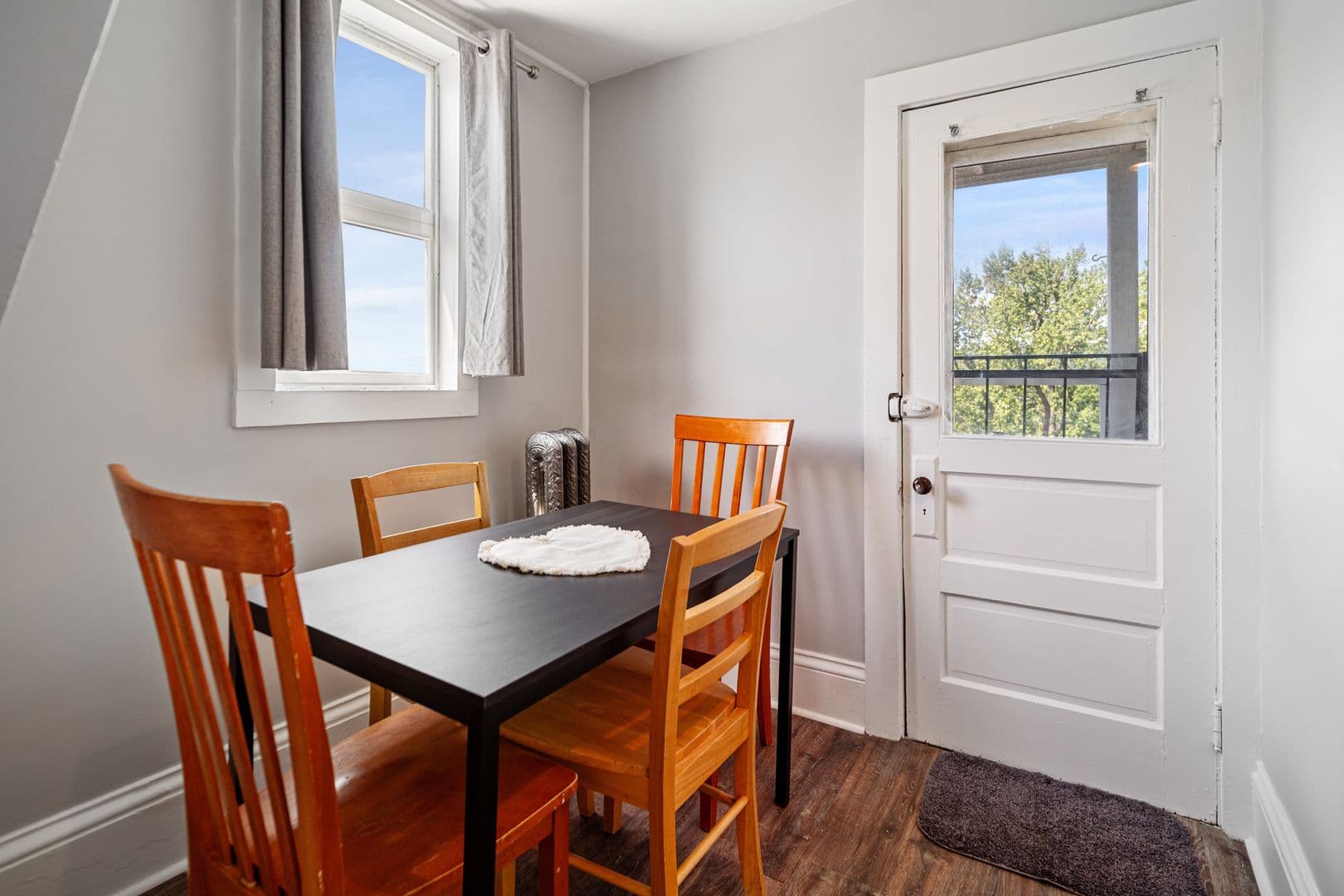 Ithaca Apartment: 202 Stewart Ave