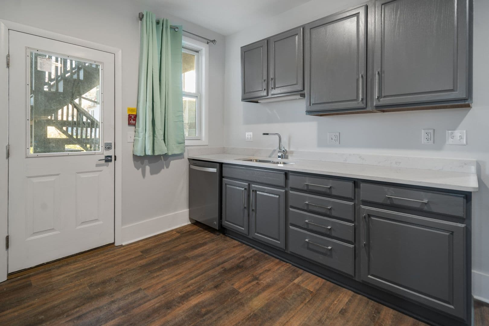 Ithaca Apartment: 404-406 University Ave