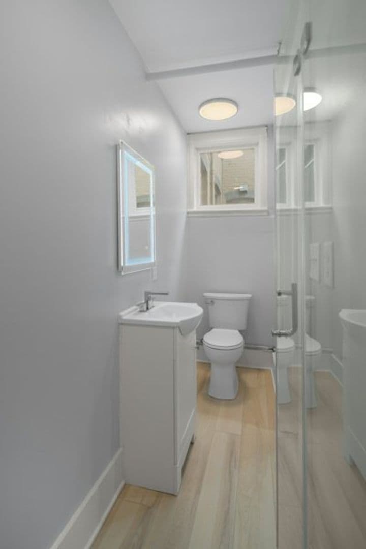 Ithaca Apartment: 702 E State St