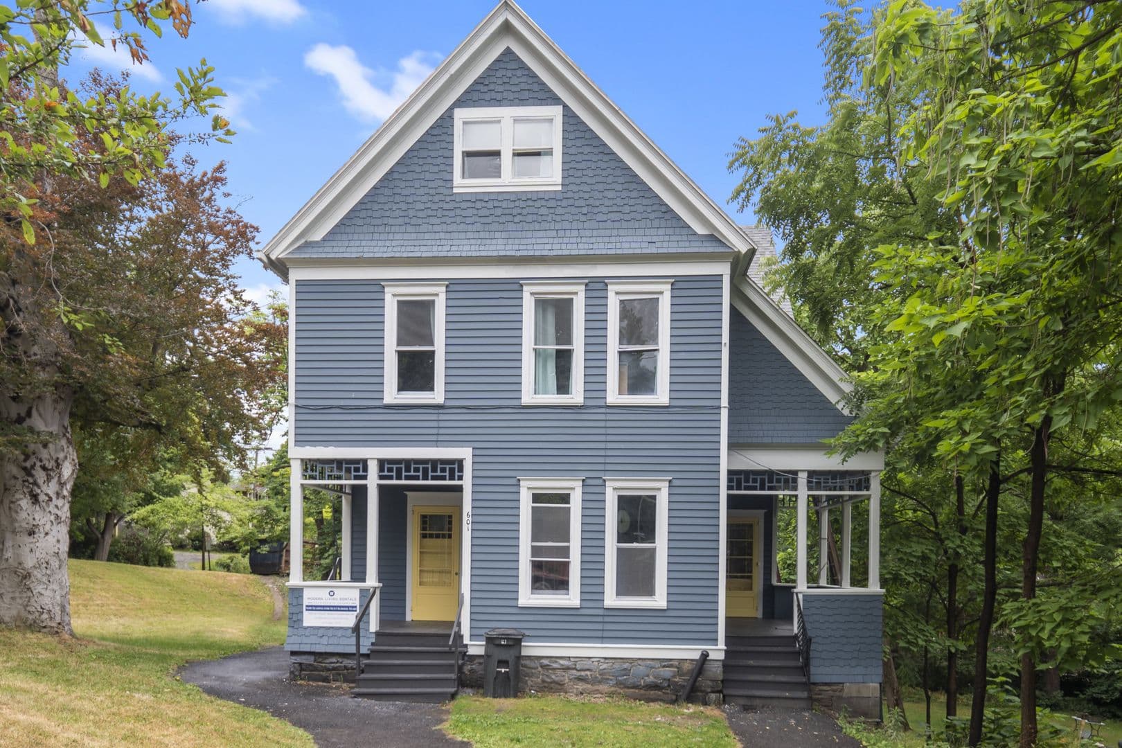 Ithaca Apartment: 601 E State St