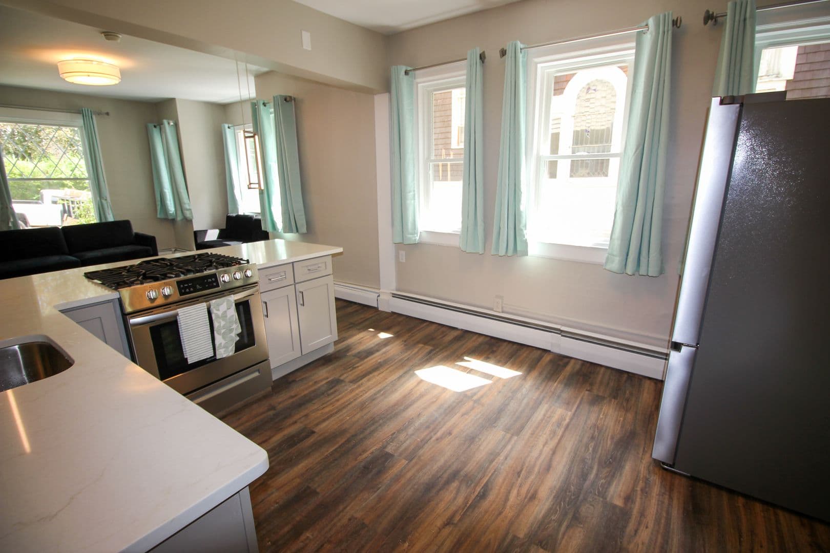 Ithaca Apartment: 522 Stewart Ave