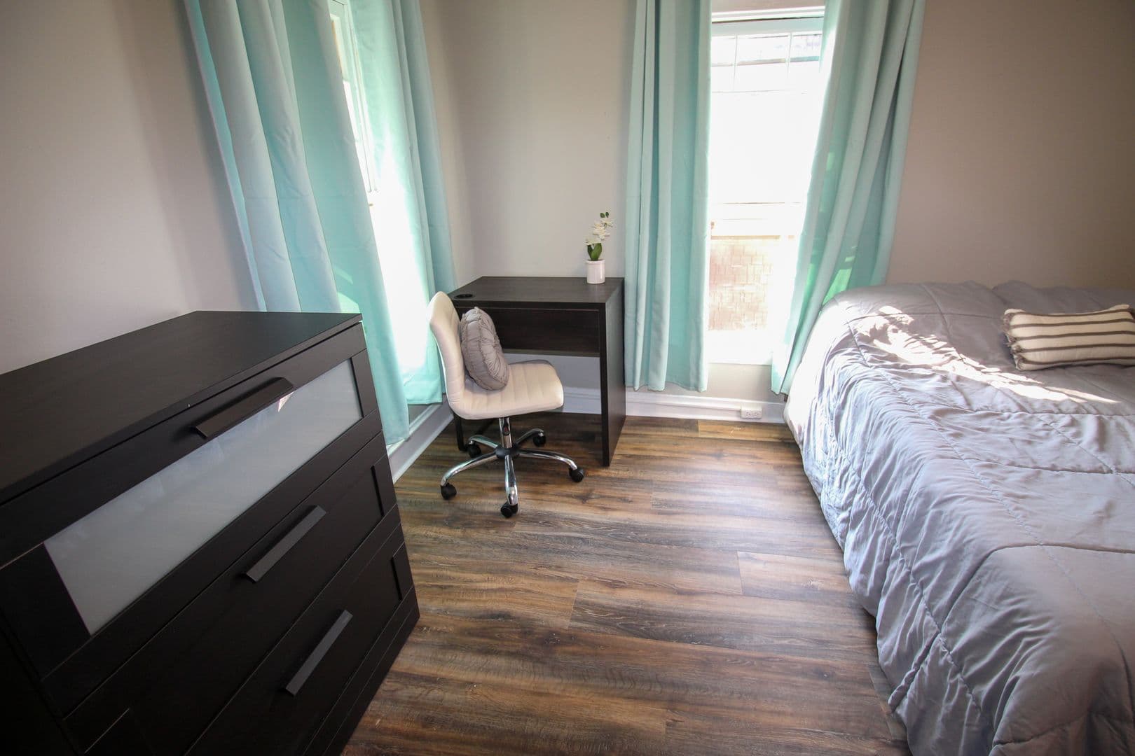Ithaca Apartment: 613 E State St