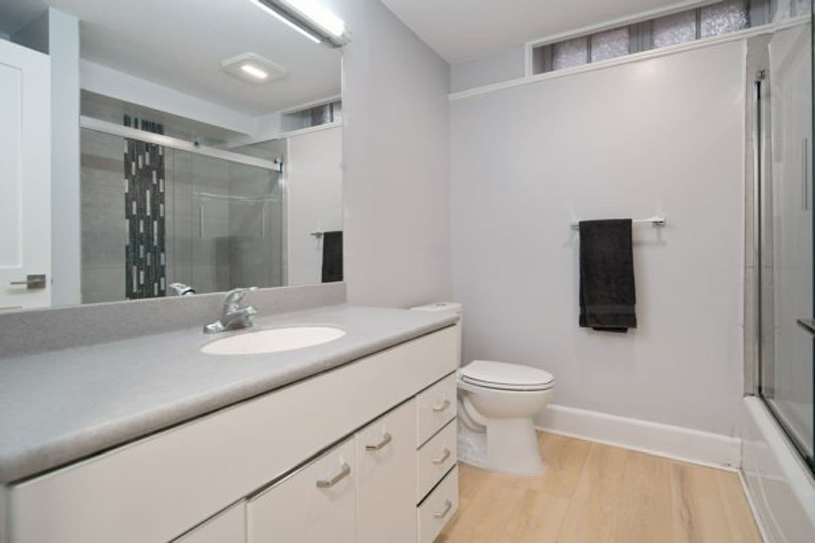 Ithaca Apartment: 504 Stewart Ave