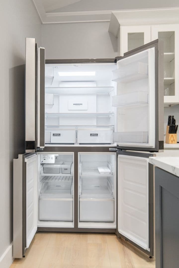 Ithaca Apartment: 601 E State St