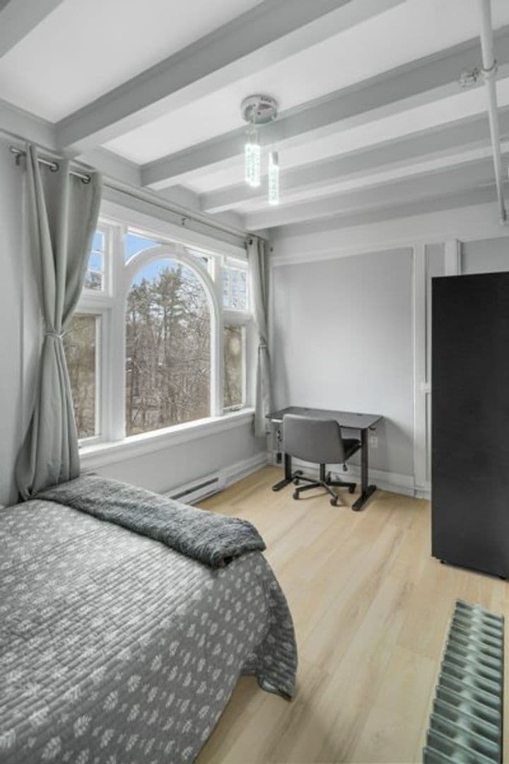 Ithaca Apartment: 504 Stewart Ave