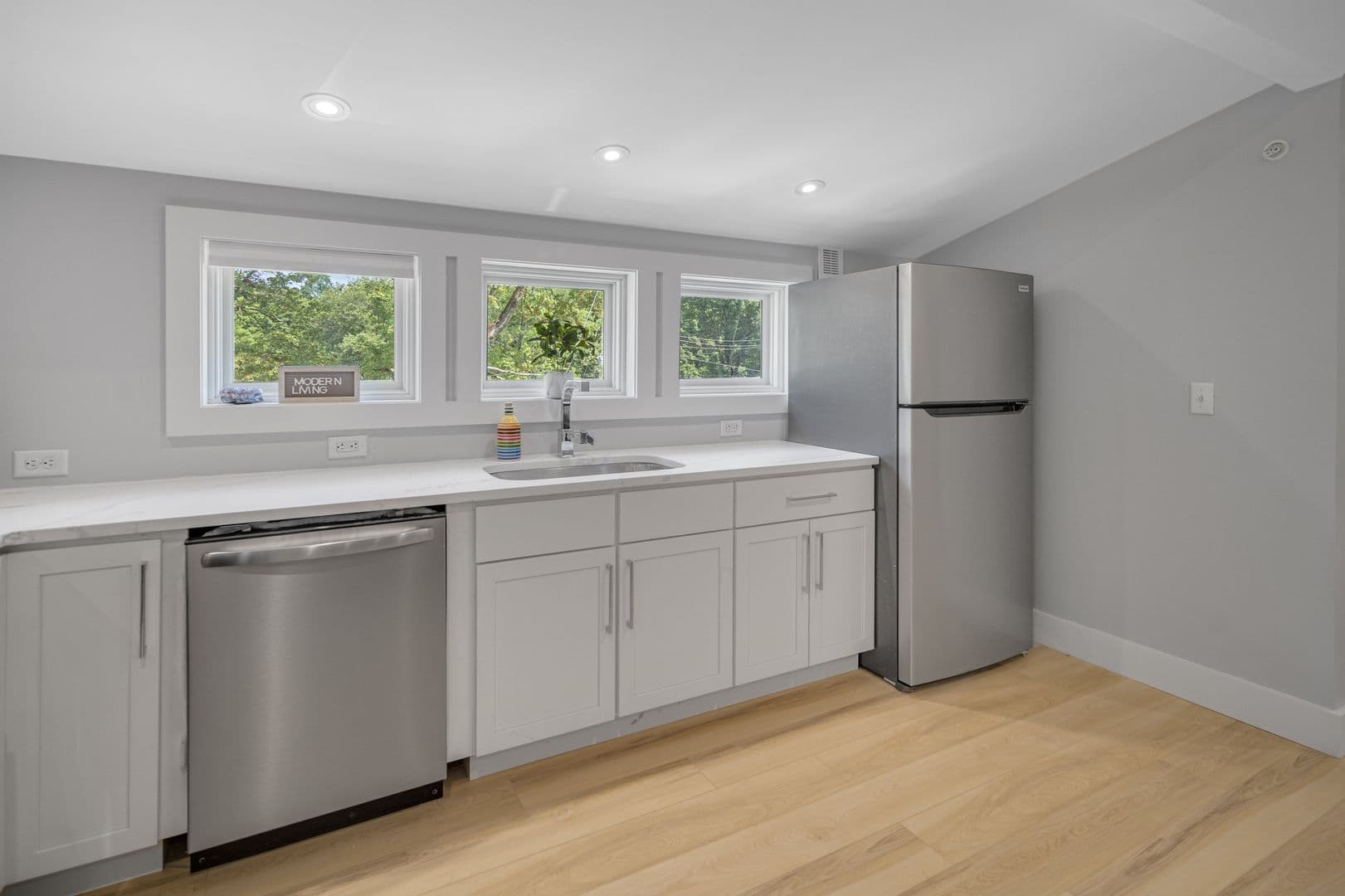 Ithaca Apartment: 200 Highland Ave