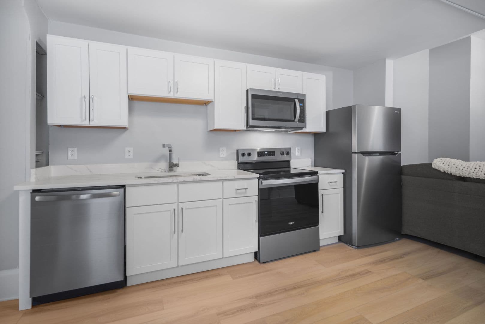Ithaca Apartment: 104 Harvard Pl
