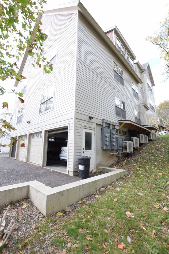 Ithaca Apartment: 707 E. Seneca St