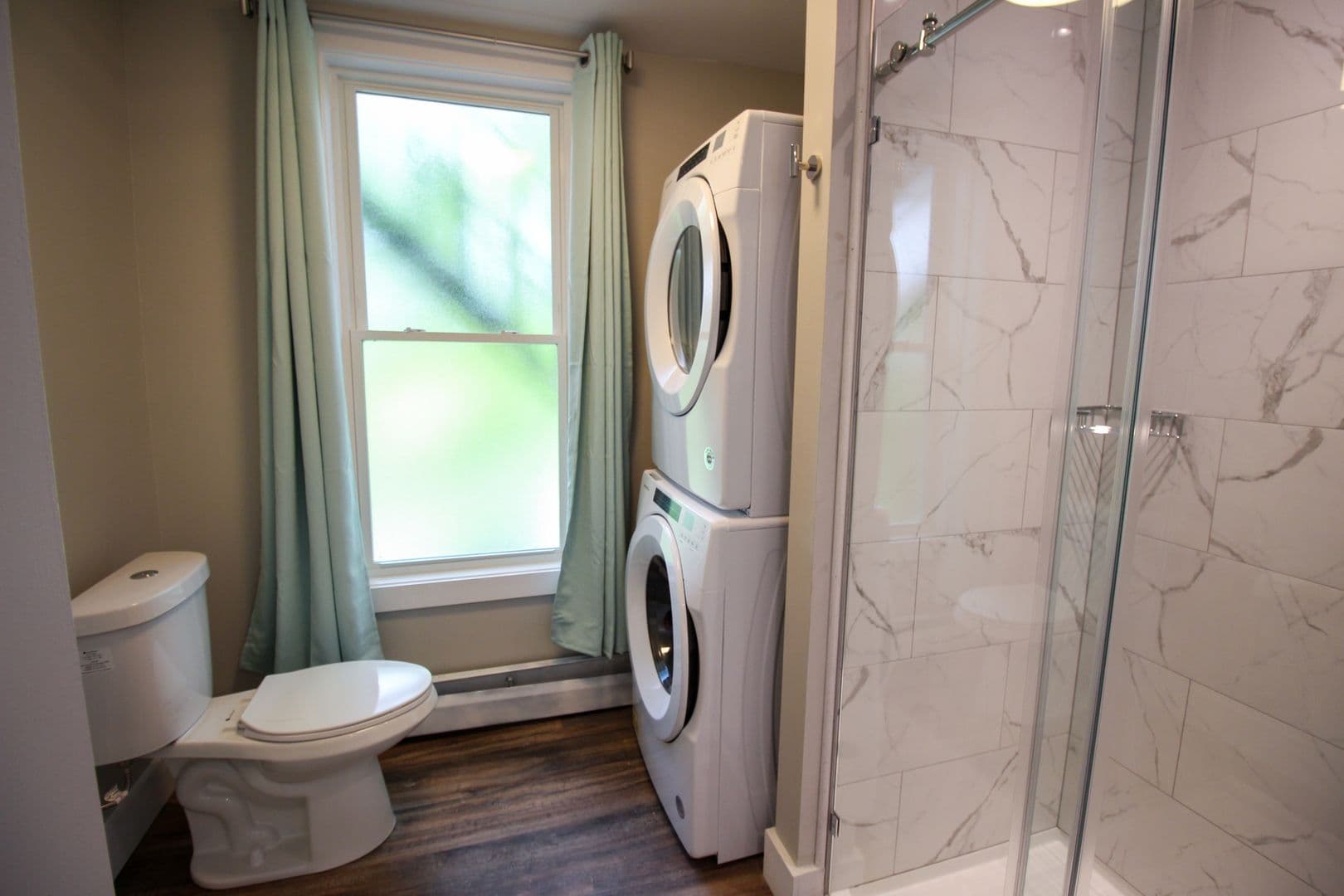 Ithaca Apartment: 522 Stewart Ave
