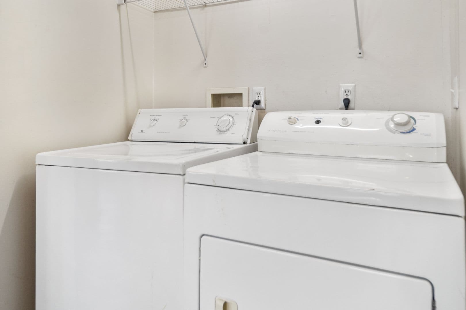 ithaca Apartment: 213-215 Columbia St
