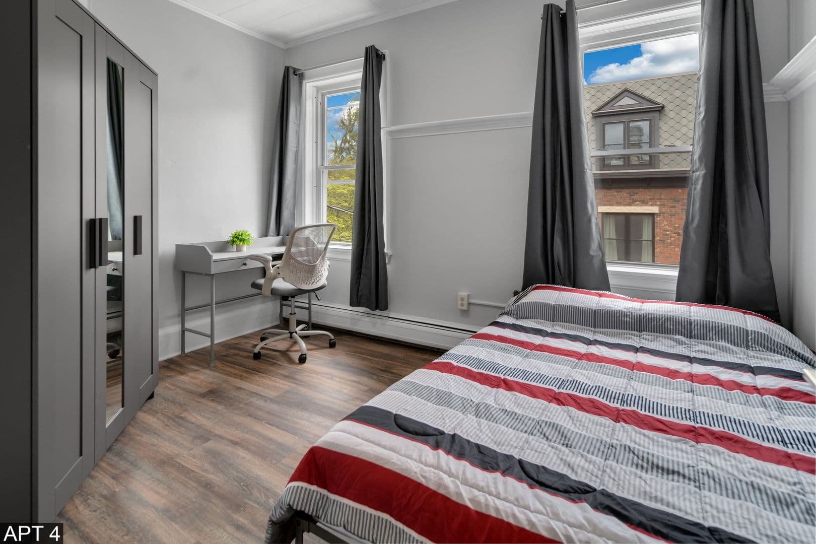 Ithaca Apartment: 308 Stewart Ave