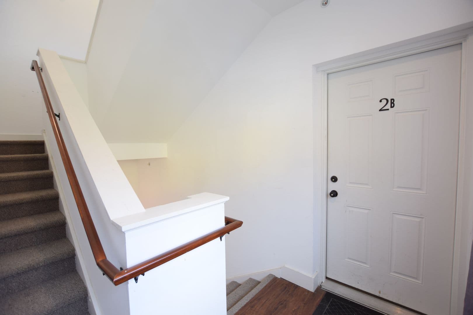 Ithaca Apartment: 707 E. Seneca St