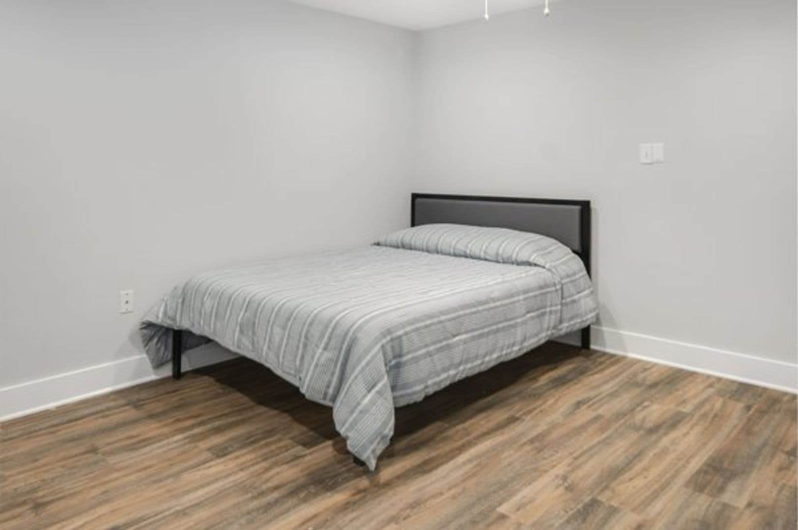 Ithaca Apartment: 404-406 University Ave
