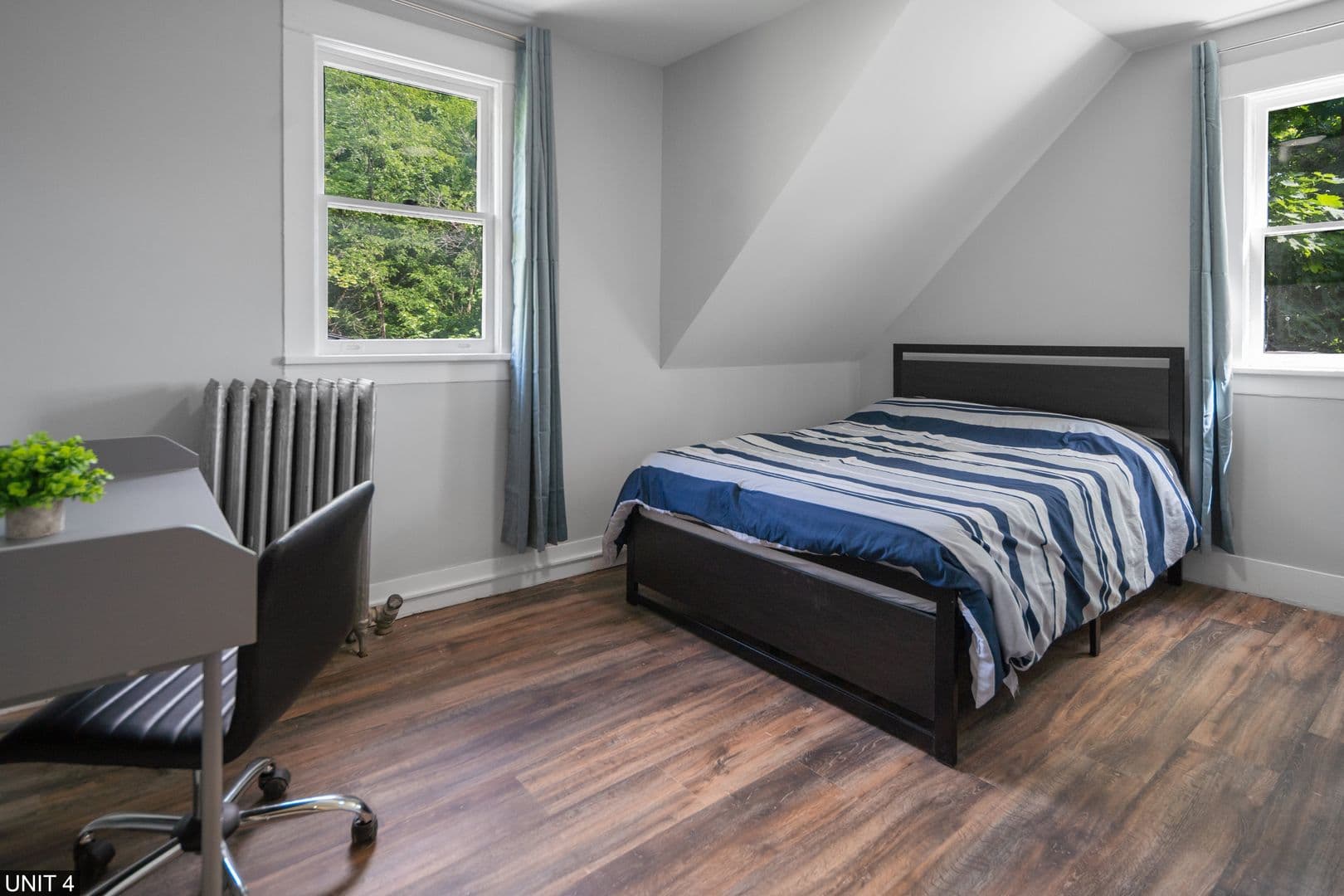 Ithaca Apartment: 109 Williams St