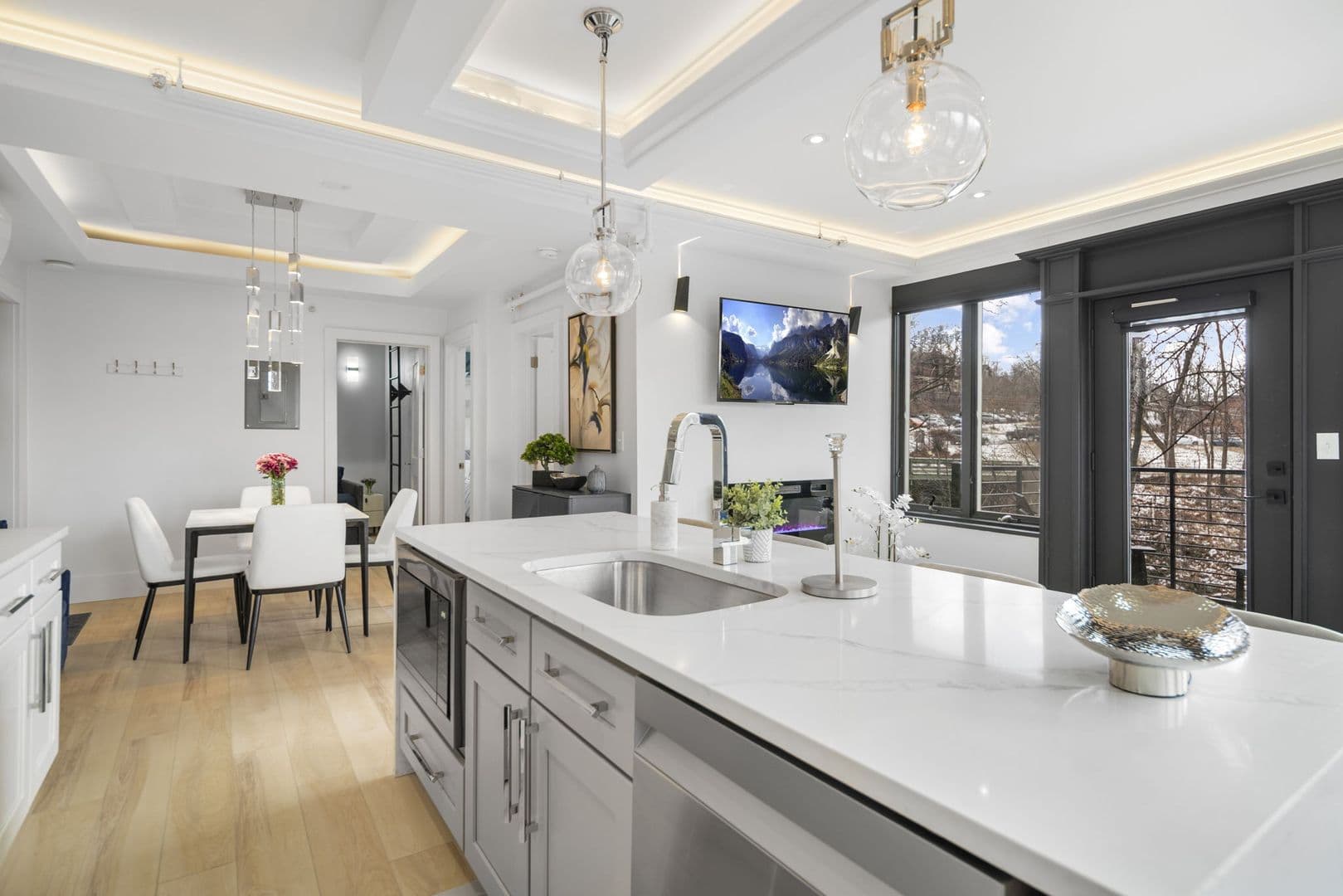 Ithaca Apartment: 504 Stewart Ave
