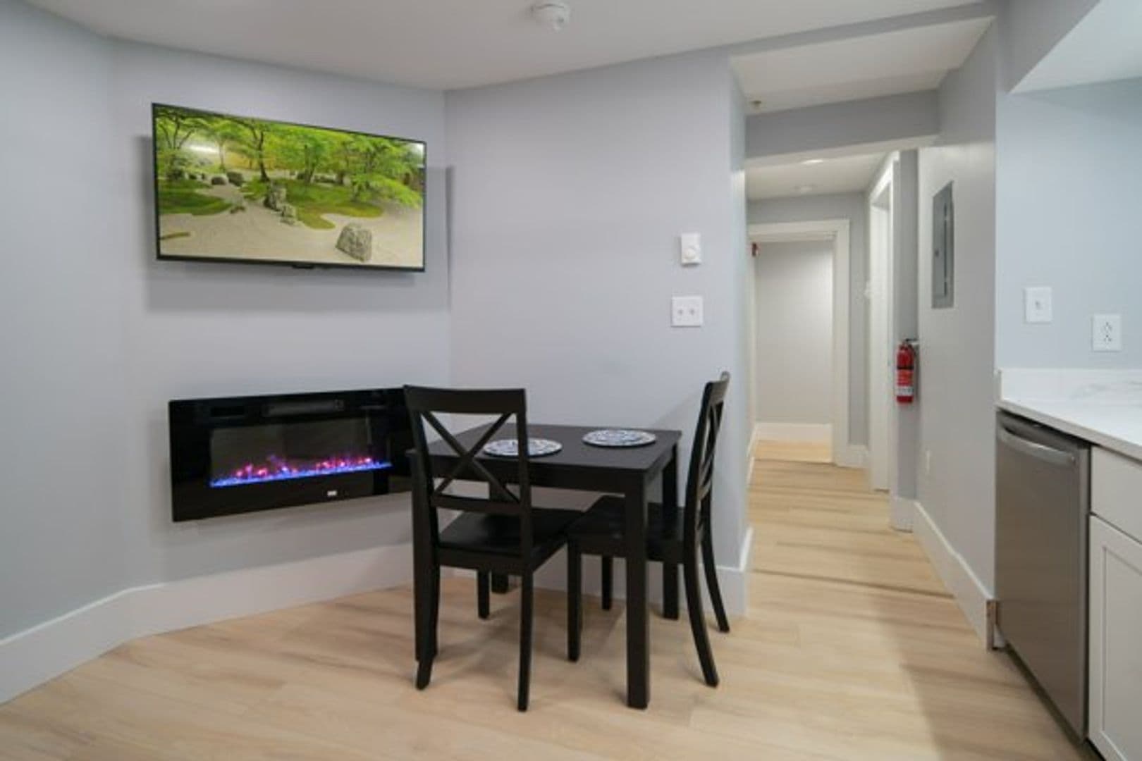 Ithaca Apartment: 504 Stewart Ave