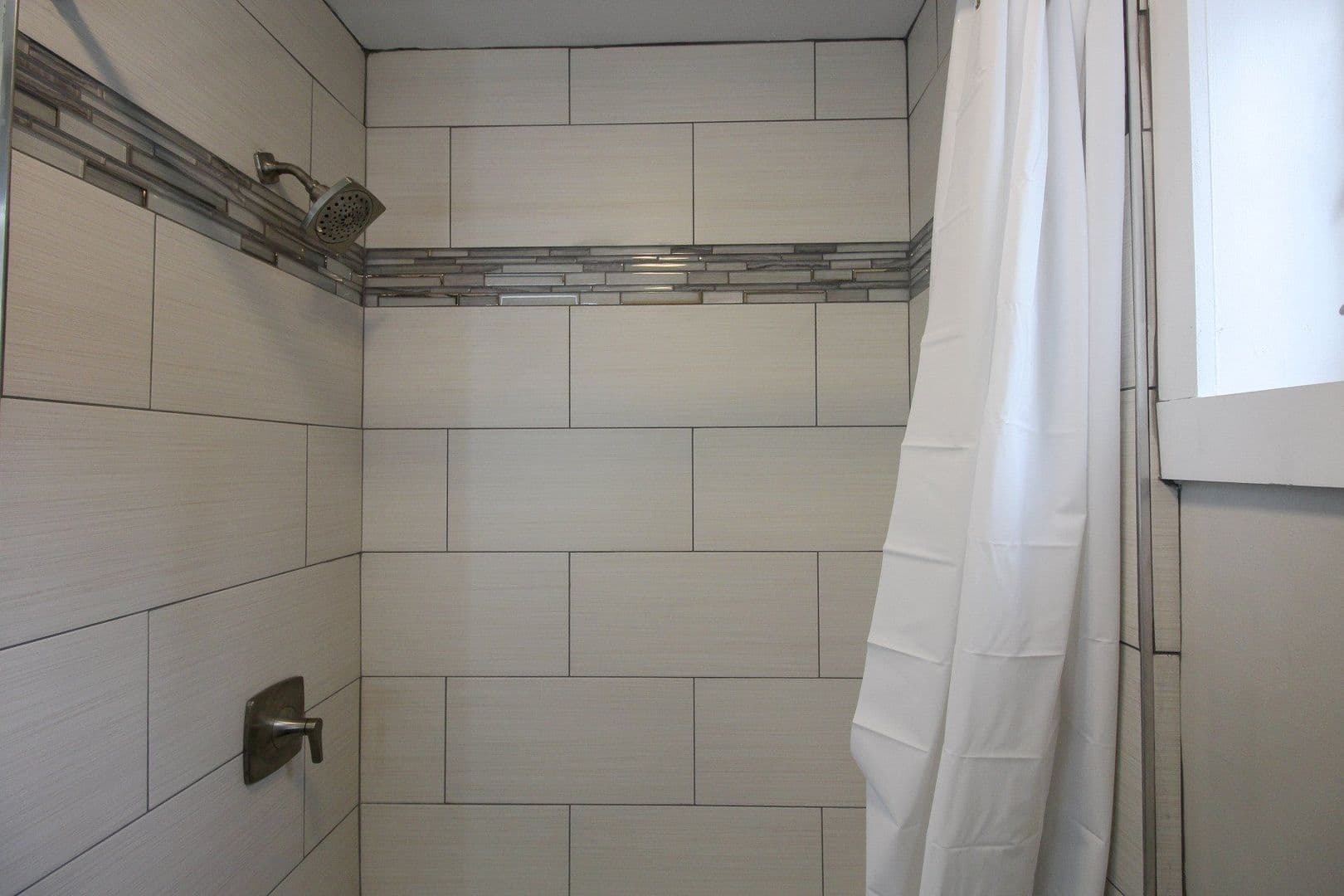 Ithaca Apartment: 230 Bryant Ave