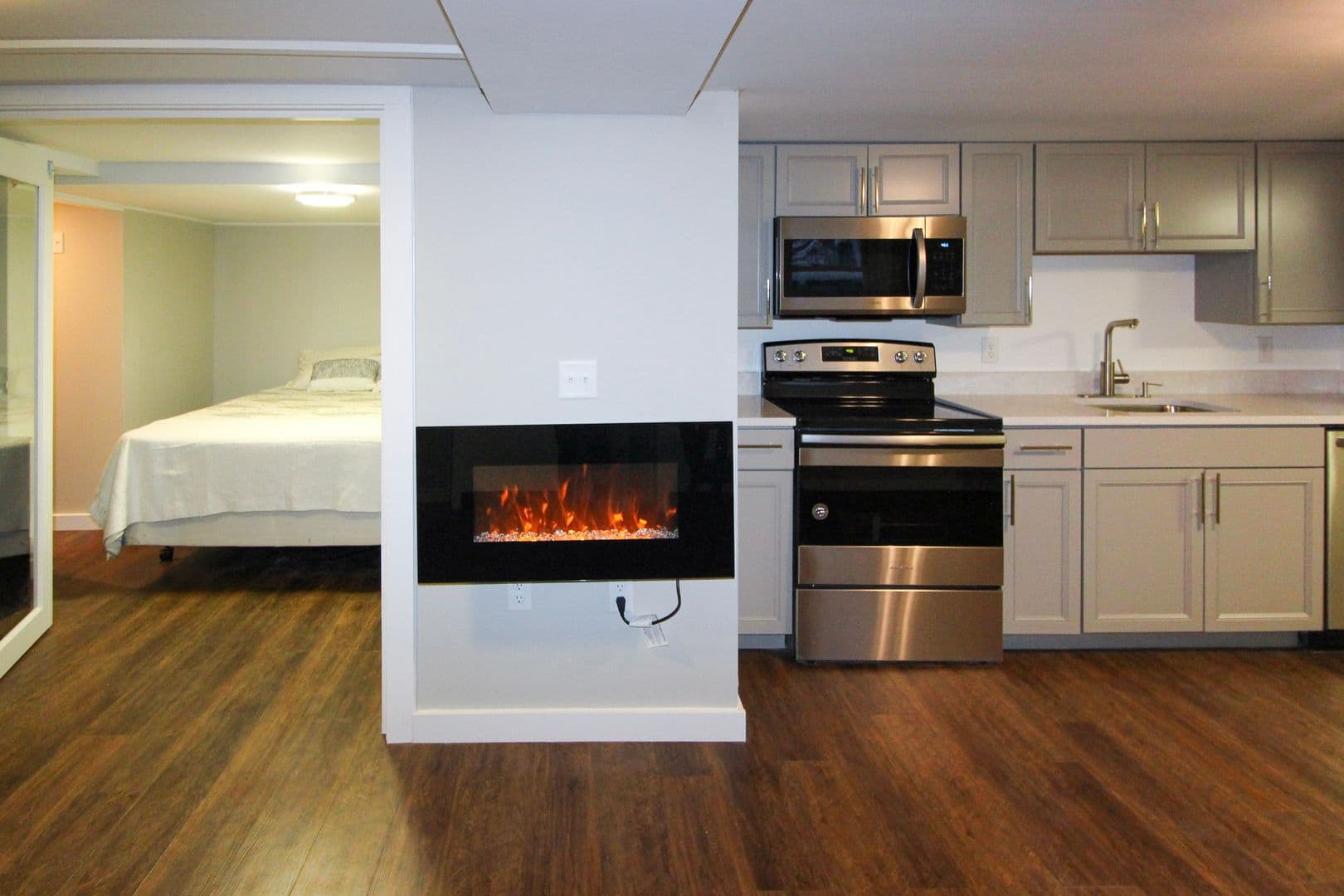 Ithaca Apartment: 230 Bryant Ave