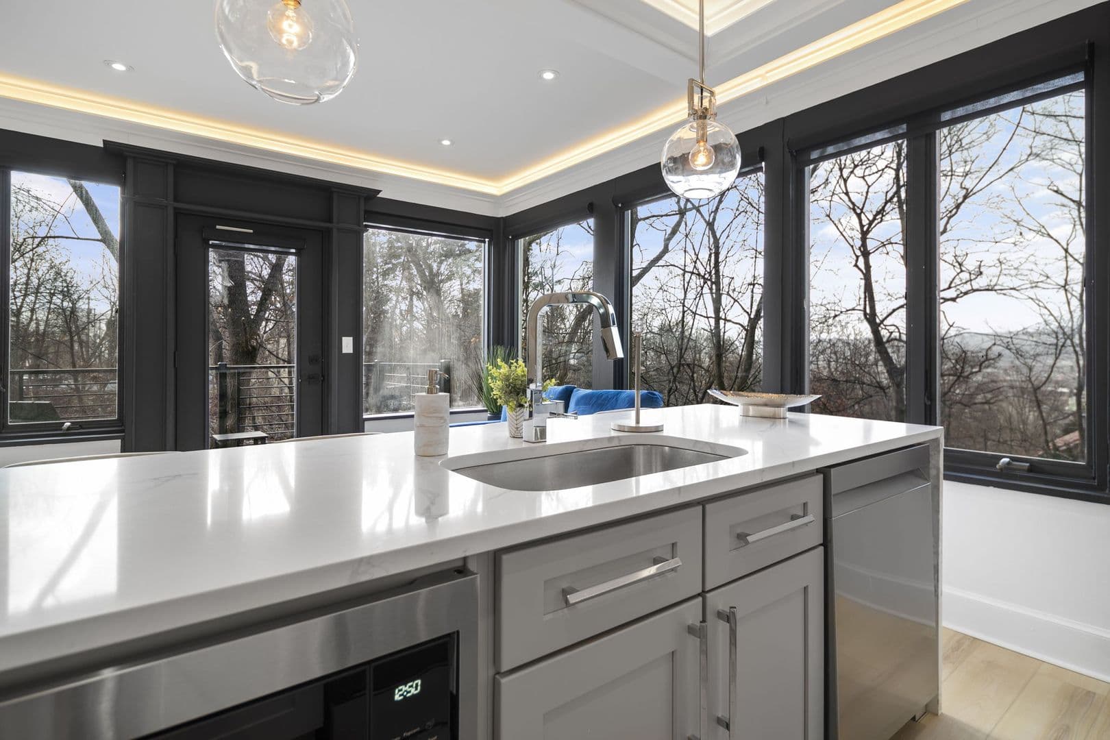 Ithaca Apartment: 504 Stewart Ave