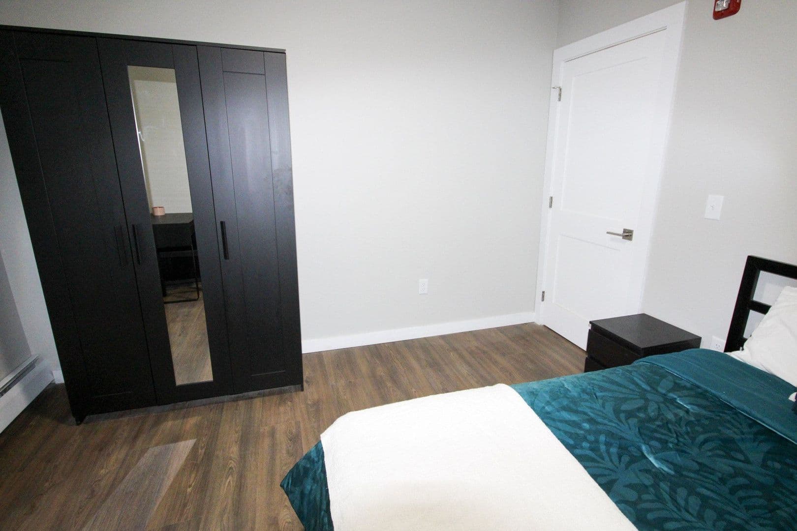 Ithaca Apartment: 522 Stewart Ave